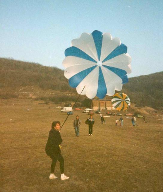 J 175. 92.03.01.HHH.